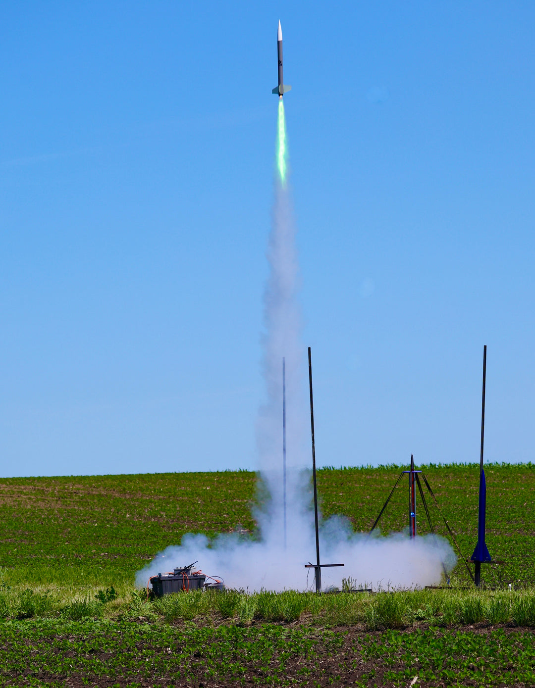 Io Rocket Kit – LOC Precision / Public Missiles Ltd.