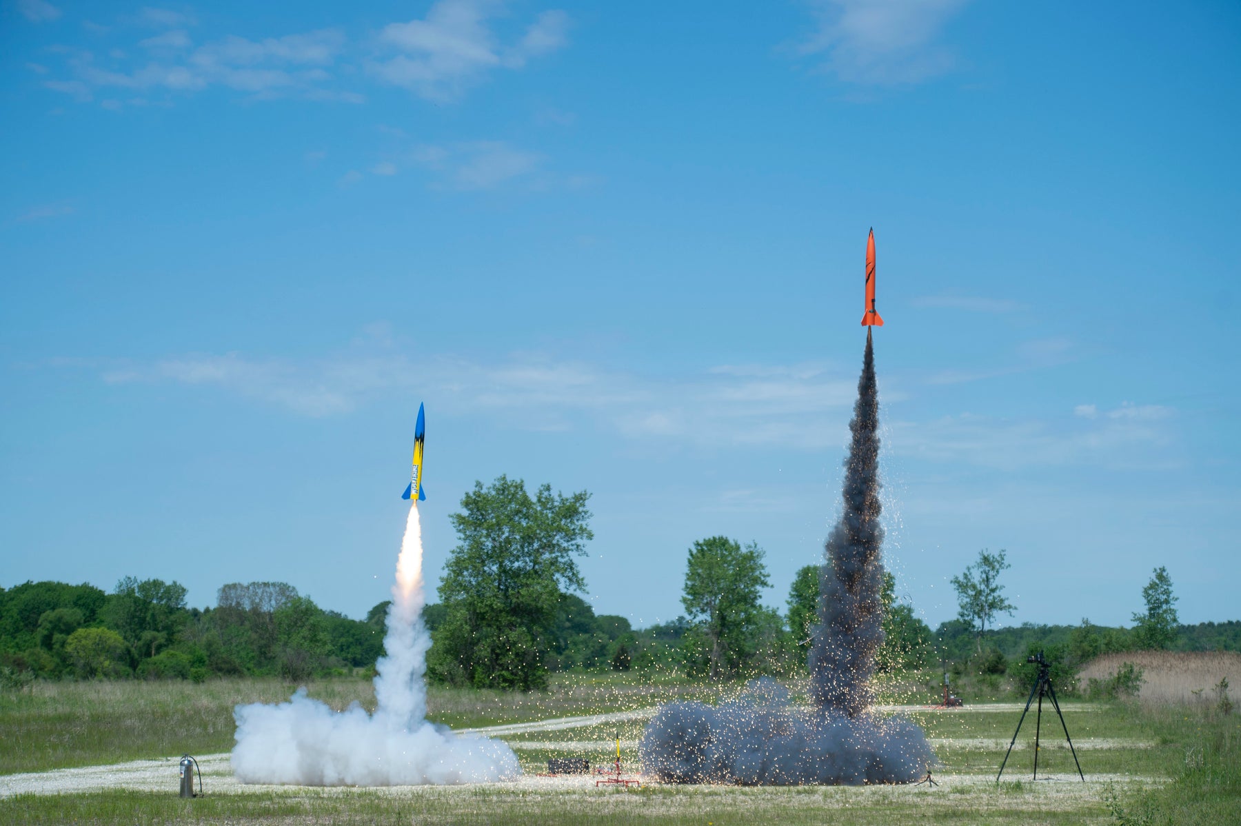 Model Rocket Electronics Bays w/Switch Band - LOC Precision – LOC ...